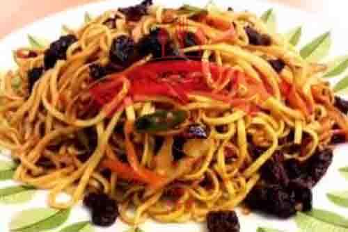 Sukuti Chowmein